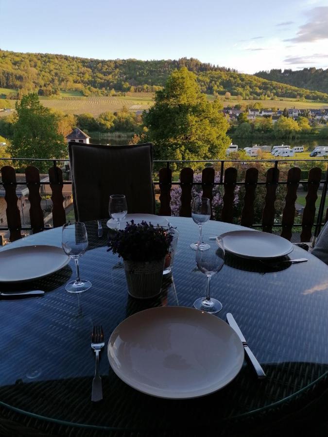 Wein Und Gastehaus Marlene Pohl Hotel Kinheim Esterno foto